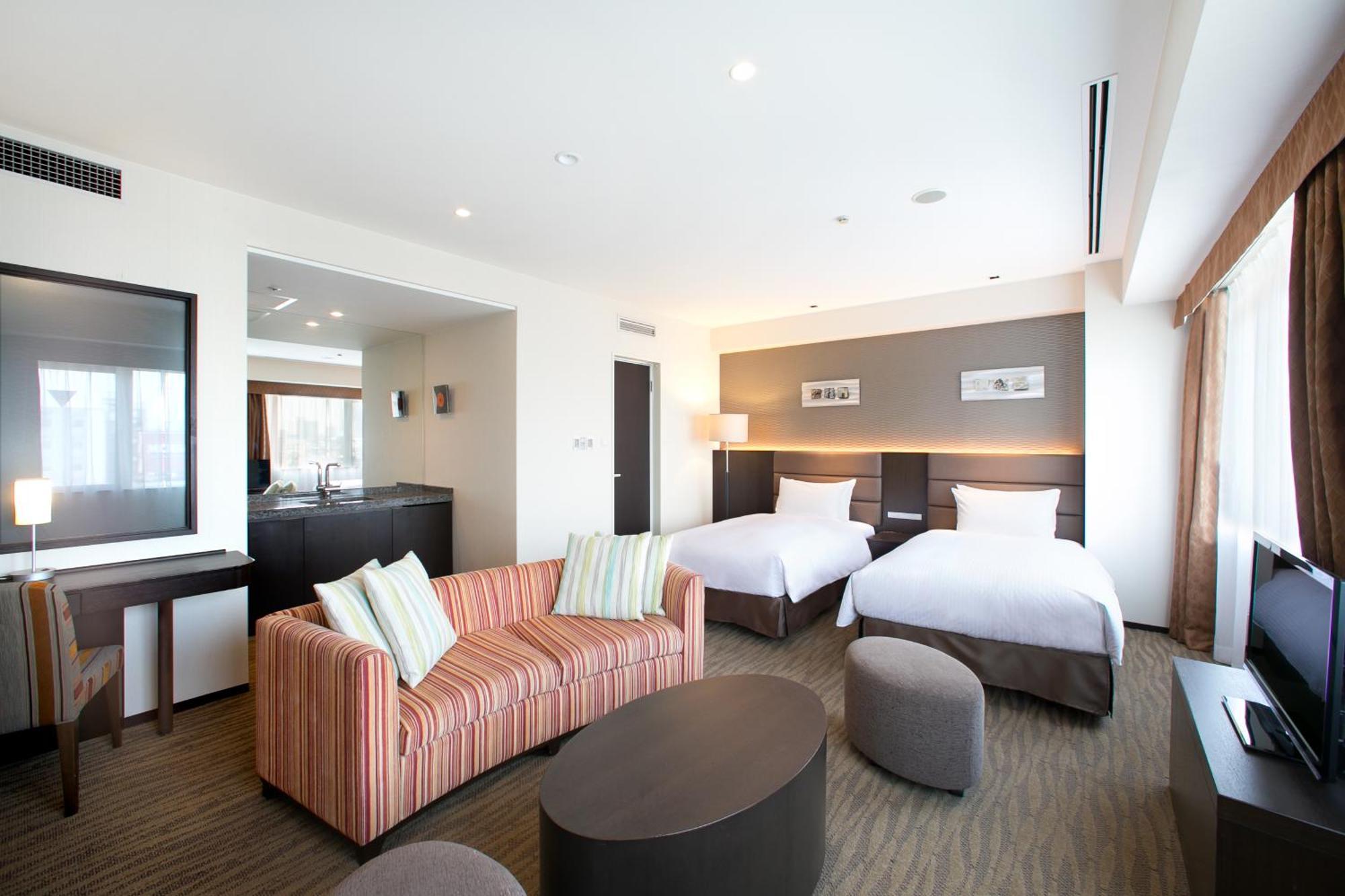 Holiday Inn Osaka Namba By Ihg Екстер'єр фото