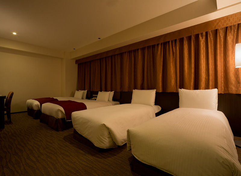Holiday Inn Osaka Namba By Ihg Екстер'єр фото