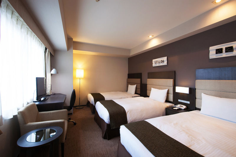 Holiday Inn Osaka Namba By Ihg Екстер'єр фото