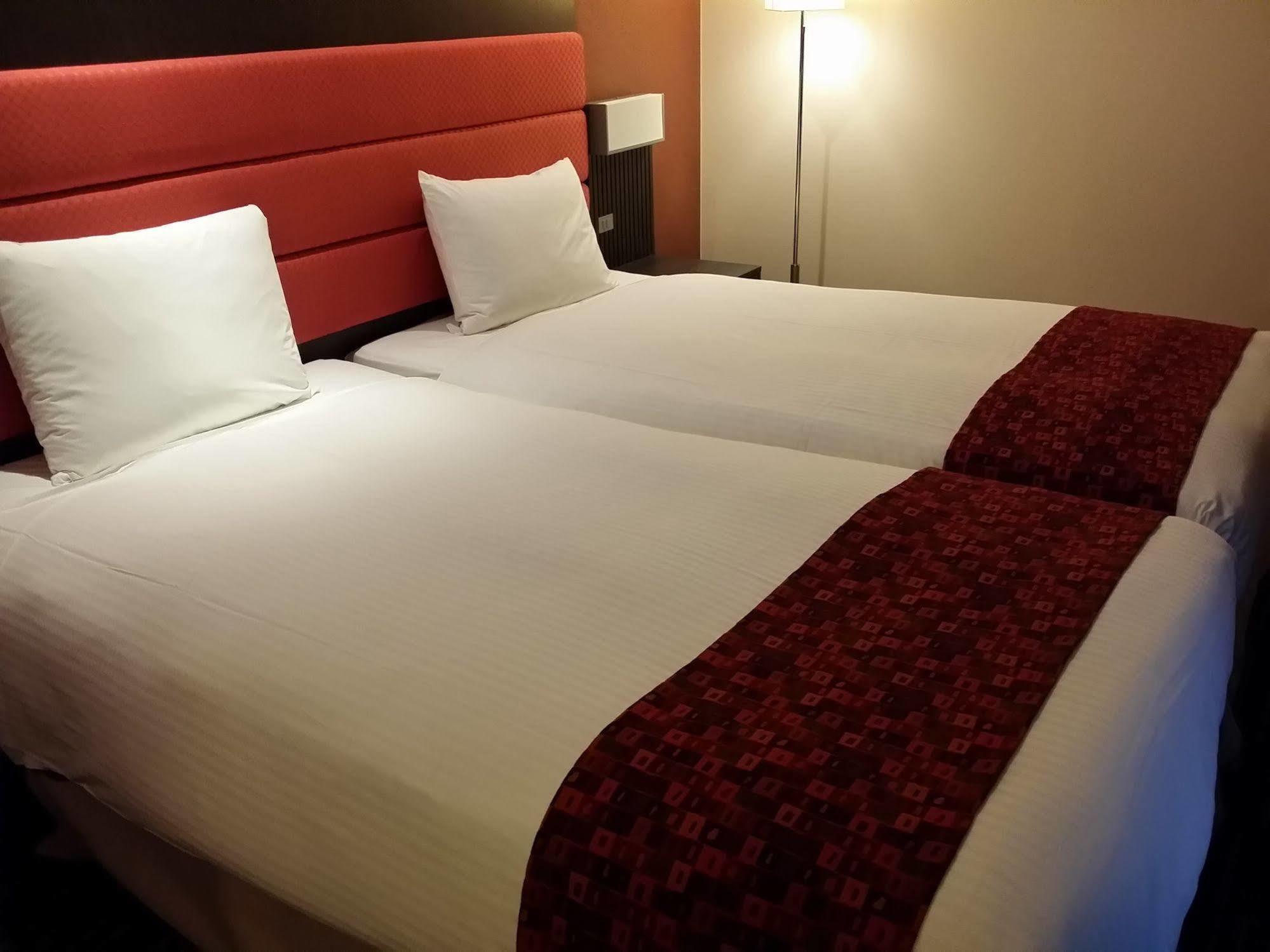 Holiday Inn Osaka Namba By Ihg Екстер'єр фото