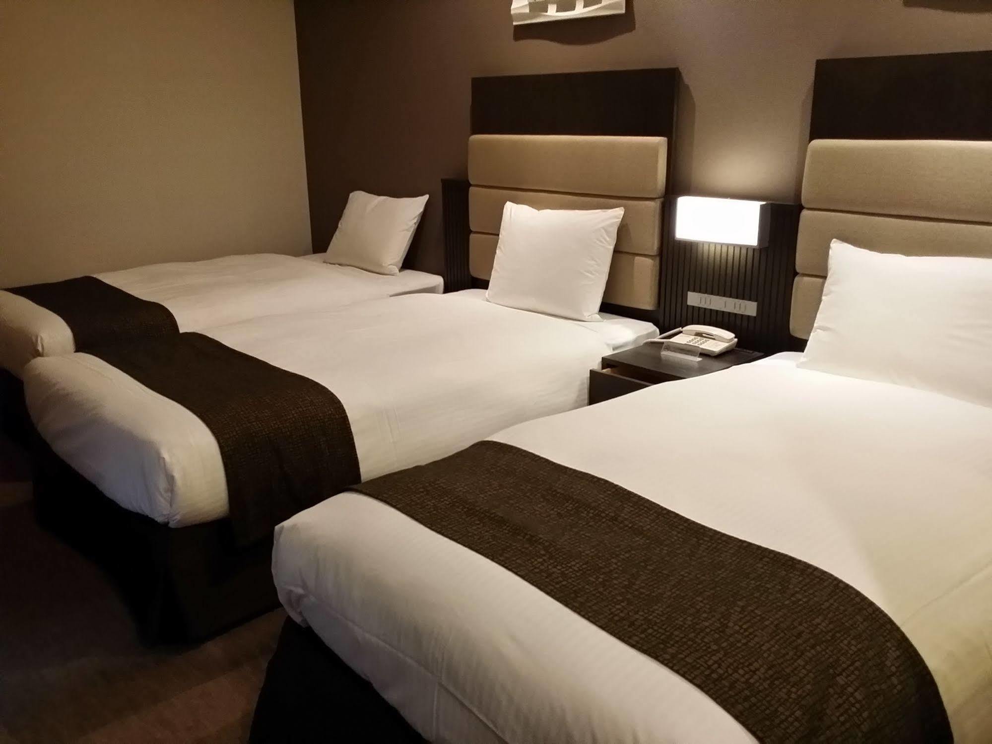 Holiday Inn Osaka Namba By Ihg Екстер'єр фото