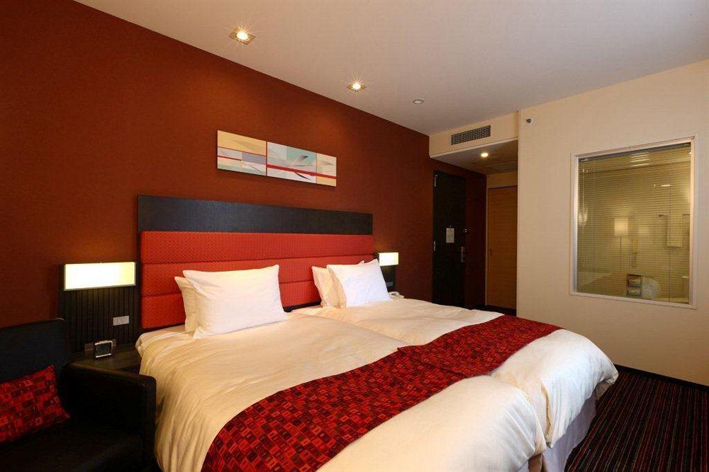 Holiday Inn Osaka Namba By Ihg Екстер'єр фото